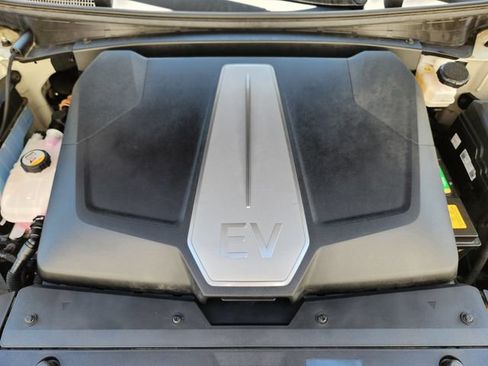 Used 2022 Kia EV6 Wind w/ Wind Technology Package AWD/4WD image 21
