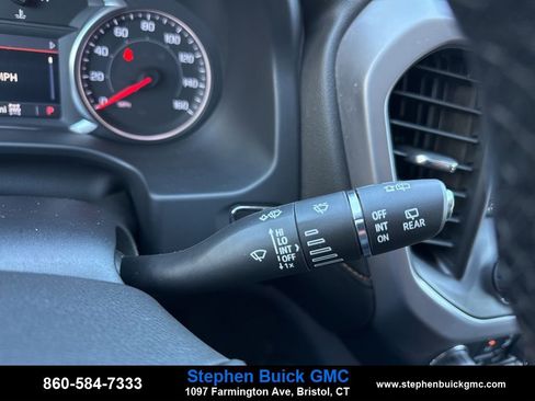 Used 2023 GMC Acadia AT4 image 18