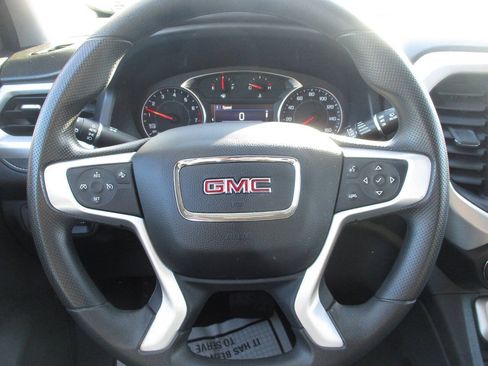 Used 2023 GMC Acadia SLE w/ Driver Convenience Package FWD image 21