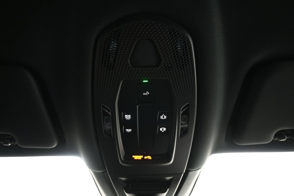 Certified 2024 Porsche Cayenne S AWD/4WD image 34