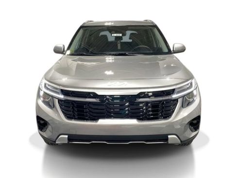 New 2026 Kia Seltos S FWD image 3
