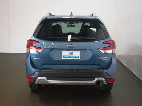 Used 2023 Subaru Forester Touring w/ Popular Package #2 AWD/4WD image 5