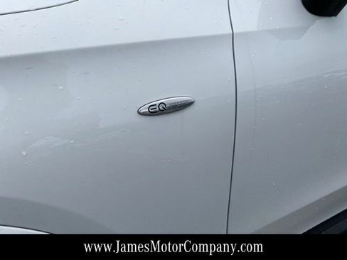 Certified 2025 Mercedes-Benz GLC 350e 4MATIC image 12