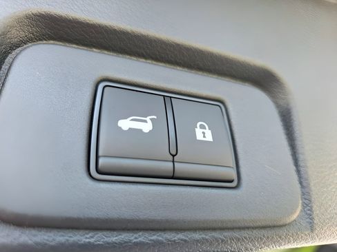 New 2026 Nissan Rogue SV FWD image 8