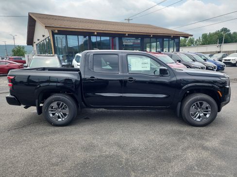 New 2026 Nissan Frontier SV w/ All-Weather Content Package AWD/4WD image 9