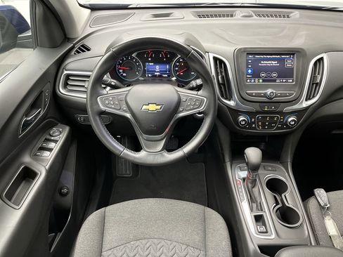 Certified 2022 Chevrolet Equinox LT w/ Driver Convenience Package image 13