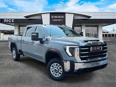 New 2025 GMC Sierra 2500 SLE w/ SLE Value Package;