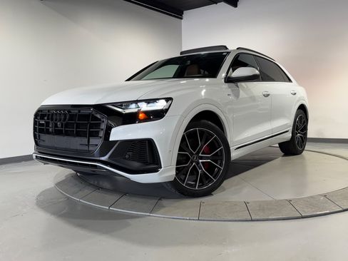 Used 2021 Audi Q8 Premium Plus w/ Premium Plus Package AWD/4WD image 2
