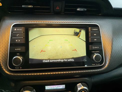 Used 2020 Nissan Kicks SV FWD image 10