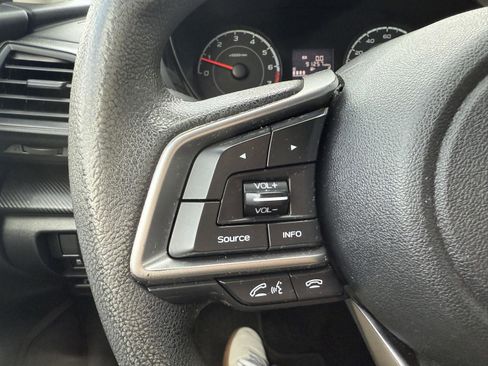 Used 2020 Subaru Crosstrek 2.0i image 20