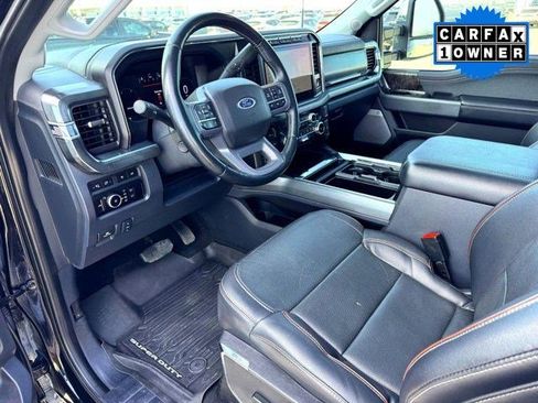 Used 2023 Ford F250 Lariat w/ Lariat Ultimate Package image 11