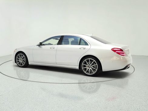 Used 2019 Mercedes-Benz S 560 Sedan image 7