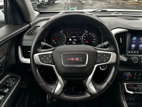 Used 2022 GMC Terrain SLT w/ GMC Pro Grade Package image 17