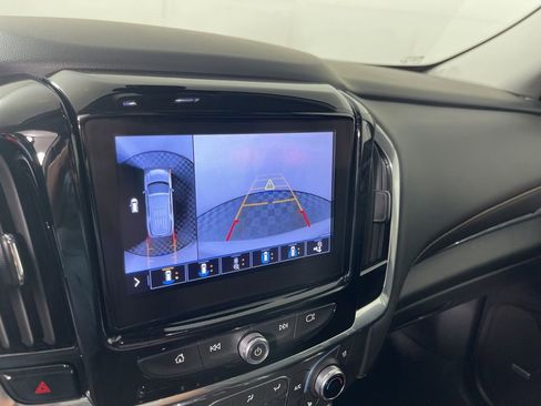 Used 2020 Chevrolet Traverse Premier image 31