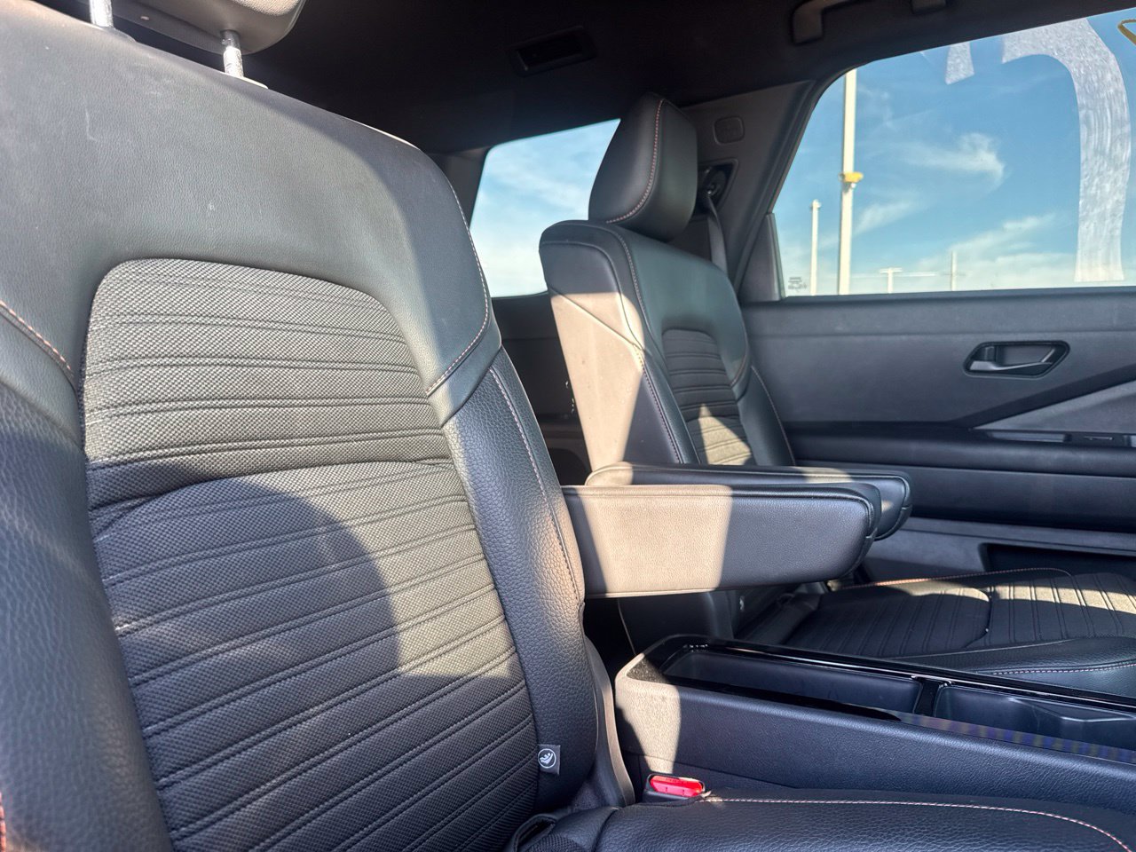Certified 2024 Nissan Pathfinder Rock Creek AWD/4WD image 38