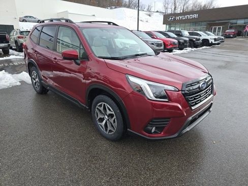 Certified 2023 Subaru Forester Premium image 7
