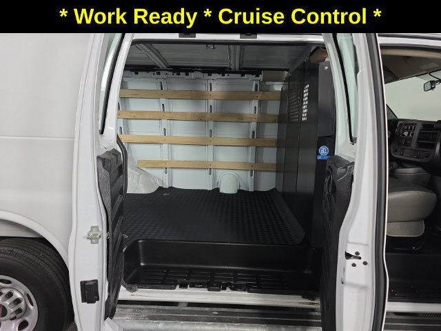Used 2025 GMC Savana 2500 w/ Driver Convenience Package RWD image 27