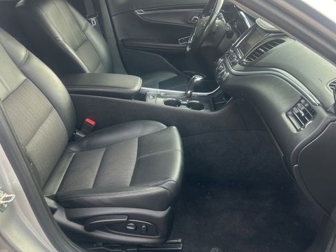 Used 2020 Chevrolet Impala LT image 6