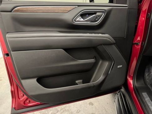 Used 2023 Chevrolet Tahoe High Country image 4