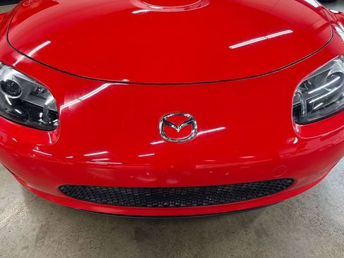 Used 2006 MAZDA MX-5 Miata Grand Touring RWD image 26