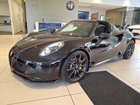 Used 2018 Alfa Romeo 4C Spider w/ Spider Track Package 3 image 3