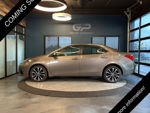 Used 2017 Toyota Corolla XSE w/ Carpet Mat Package (TMS) FWD image 6