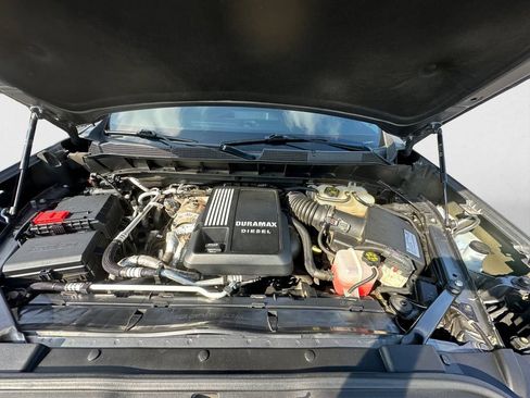 Used 2021 Chevrolet Silverado 1500 RST AWD/4WD image 14