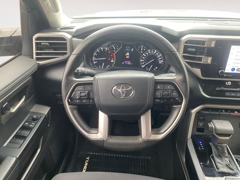Used 2022 Toyota Tundra SR5 image 13