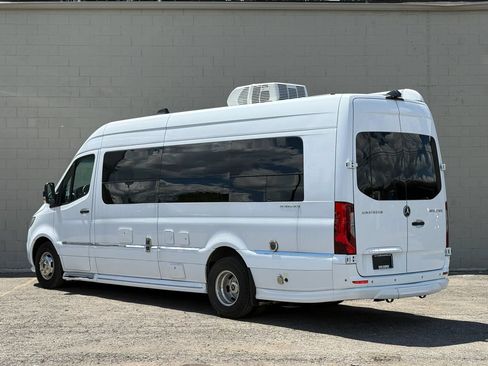 Used 2022 Mercedes-Benz Sprinter 3500 w/ Parking Package image 6