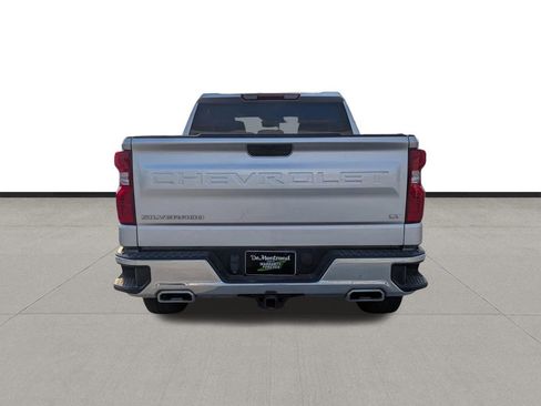 Used 2022 Chevrolet Silverado 1500 LT w/ Z71 Off-Road Package AWD/4WD image 6