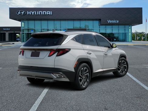 New 2026 Hyundai Tucson SEL Plus FWD image 5