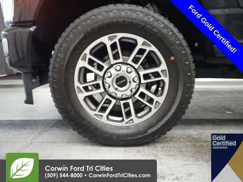 Used 2024 Ford F350 Limited w/ FX4 Off-Road Package image 9