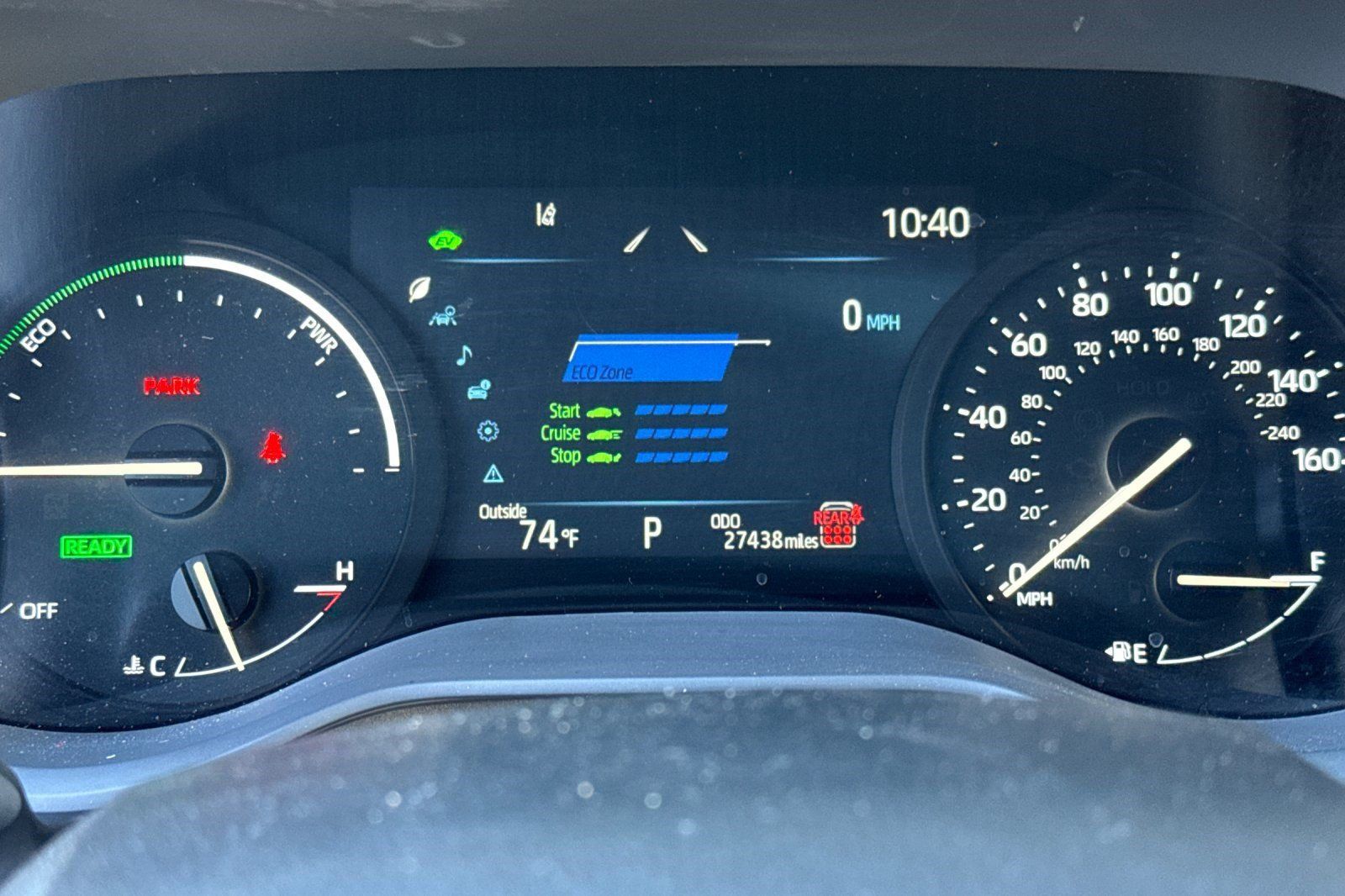 Used 2026 Toyota Sienna XLE FWD image 22