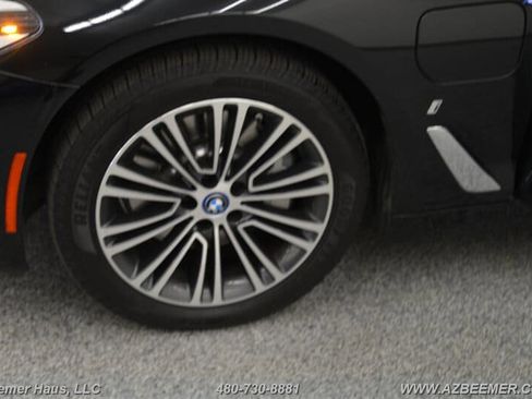 Used 2018 BMW 530e image 48