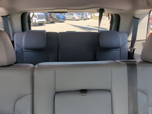 Used 2019 Chevrolet Tahoe LT image 21