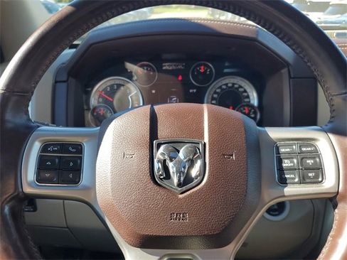 Used 2015 RAM 1500 Laramie w/ Convenience Group image 10