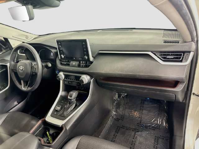 Certified 2021 Toyota RAV4 Limited AWD/4WD image 32