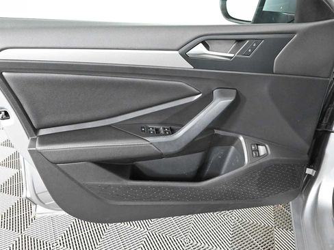 Certified 2022 Volkswagen Jetta S FWD image 16