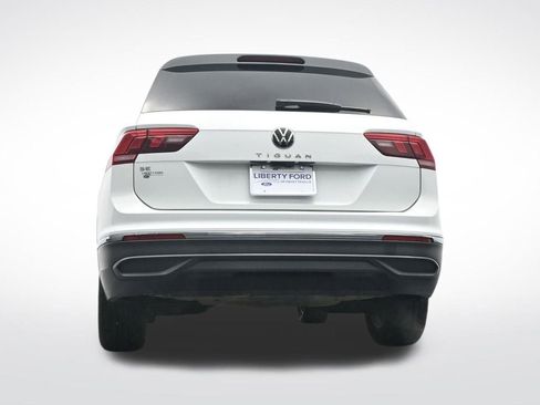 Used 2024 Volkswagen Tiguan SE image 39