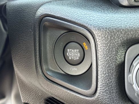 New 2026 Jeep Gladiator Sport image 19