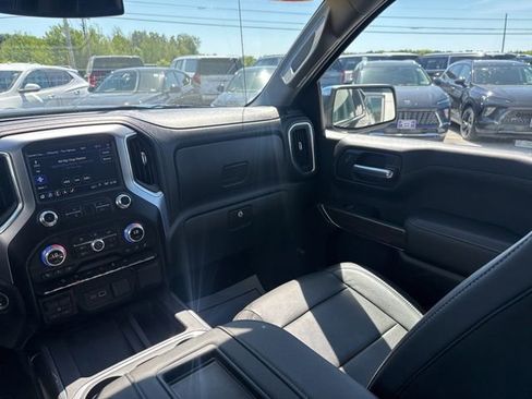 Used 2019 GMC Sierra 1500 SLT w/ SLT Premium Package AWD/4WD image 32