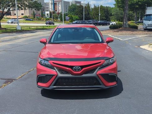 Used 2023 Toyota Camry SE FWD image 2
