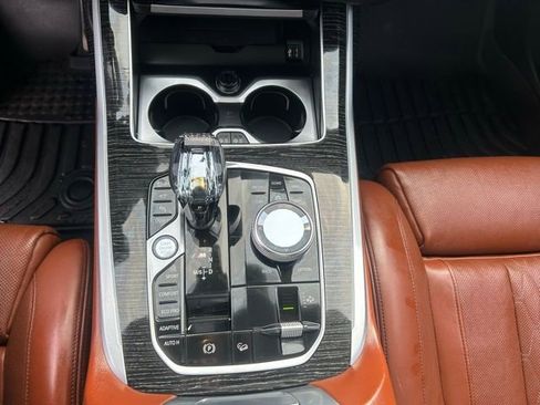 Used 2020 BMW X7 M50i w/ Dynamic Handling Package AWD/4WD image 33