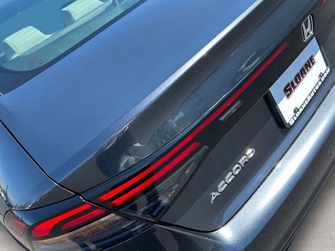 Used 2025 Honda Accord SE image 15