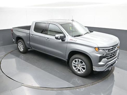 New 2026 Chevrolet Silverado 1500 LTZ w/ LTZ Premium Package image 23