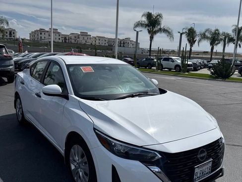 Used 2024 Nissan Sentra S FWD image 2