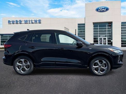 Used 2024 Ford Escape ST-Line Select w/ Tech Pack #1 AWD/4WD image 2