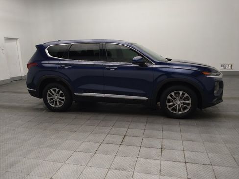 Used 2019 Hyundai Santa Fe SEL FWD image 11