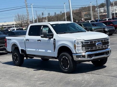 New 2025 Ford F350 XLT w/ Tremor Off-Road Package image 7