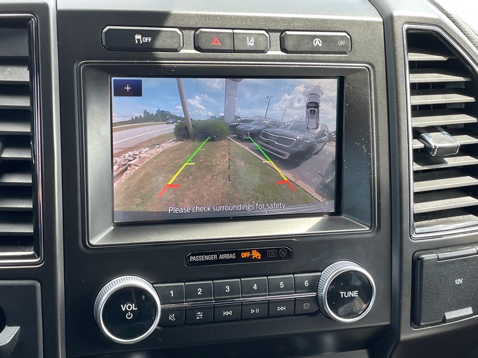 Used 2021 Ford Expedition Limited RWD image 14